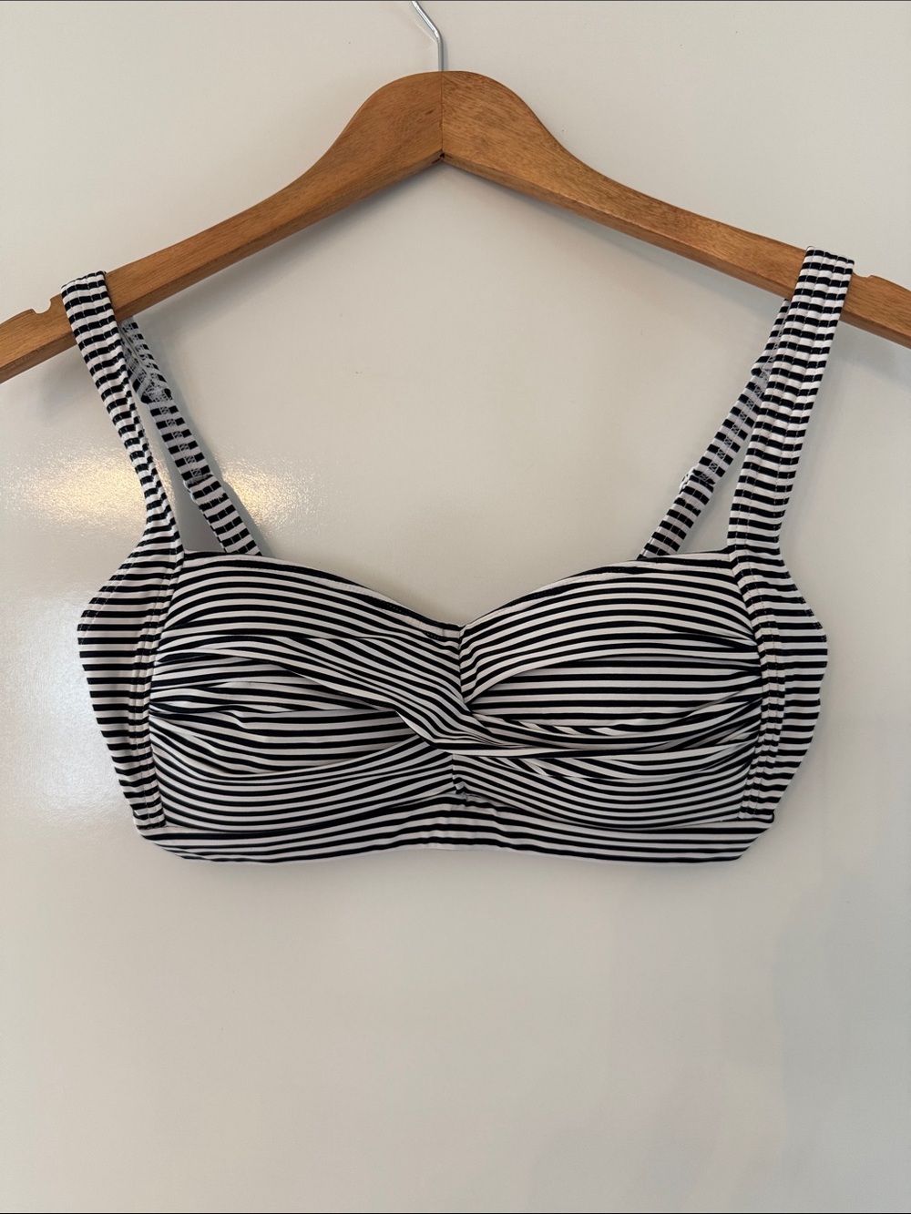 Bond Eye Australia Bikini Top Womens 10 Black White Stripes
